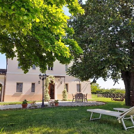 Villa Marietta Country House - Marche Montemaggiore al Metauro Eksteriør bilde