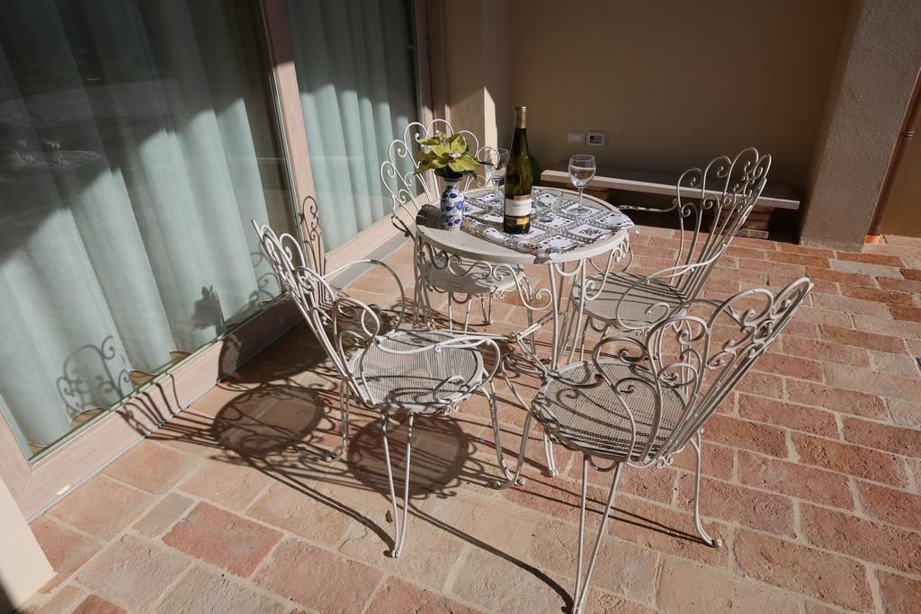 Villa Marietta Country House - Marche Montemaggiore al Metauro Eksteriør bilde