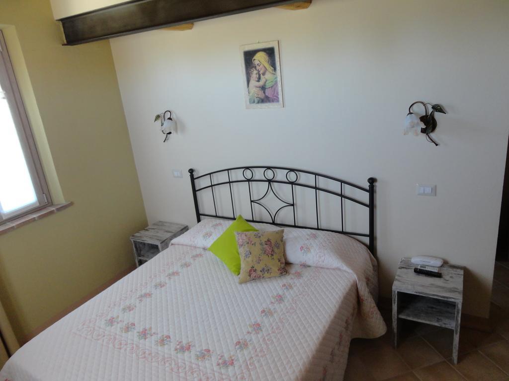 Villa Marietta Country House - Marche Montemaggiore al Metauro Eksteriør bilde