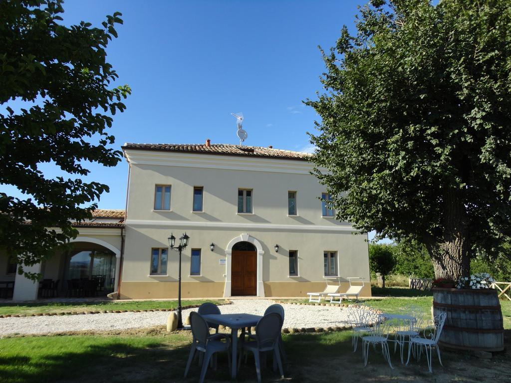Villa Marietta Country House - Marche Montemaggiore al Metauro Eksteriør bilde